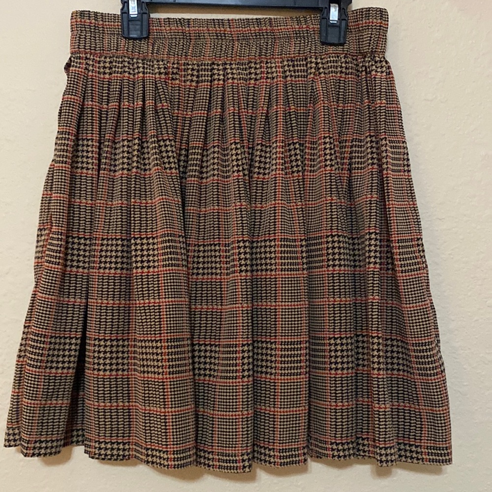 Plaid mini skirt